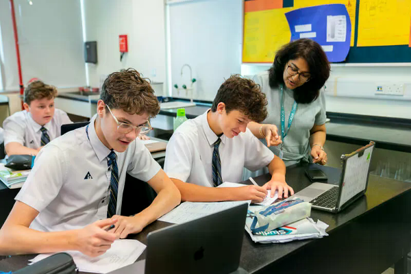 新加坡澳洲国际学校：培养学生的领导力和创造力