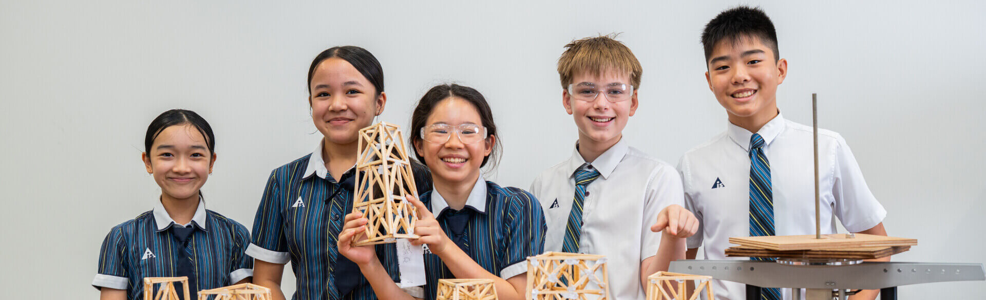 AIS 校园参观与小学入学咨询